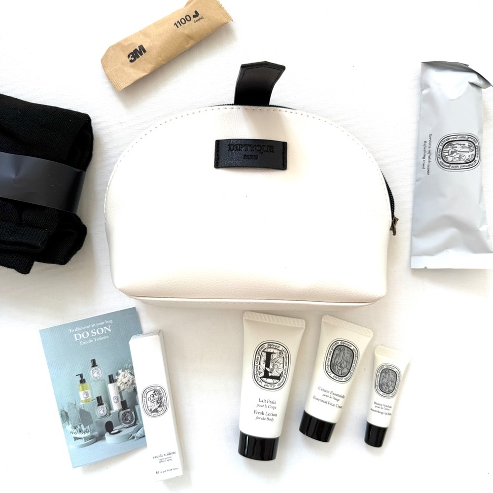 New Diptyque travel amenity kit and toiletries Qatar Airways in Do Son fragrance